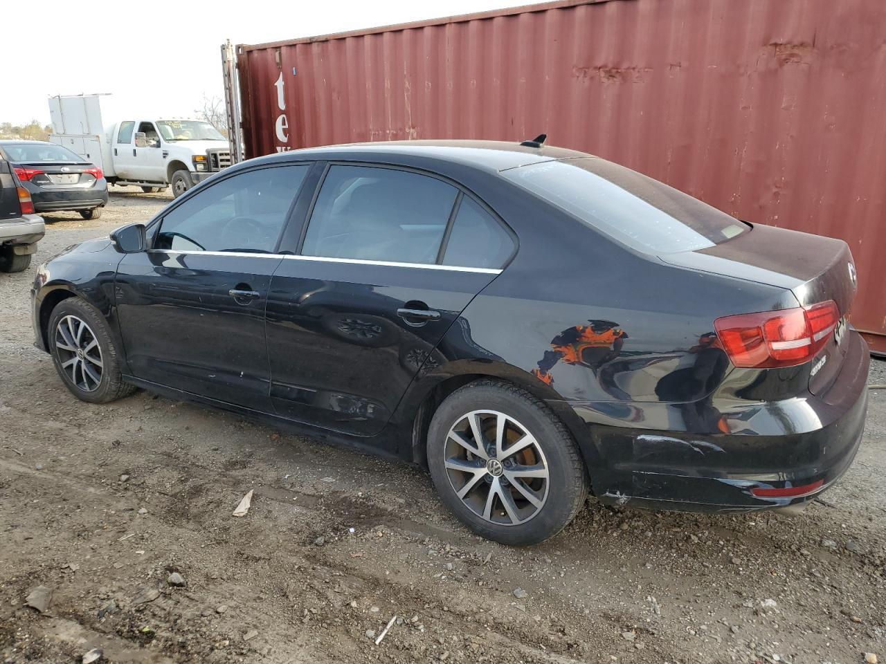 2017 VOLKSWAGEN JETTA SE - Image 2