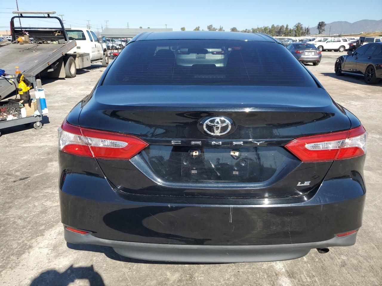 2018 TOYOTA CAMRY L - Фото 6