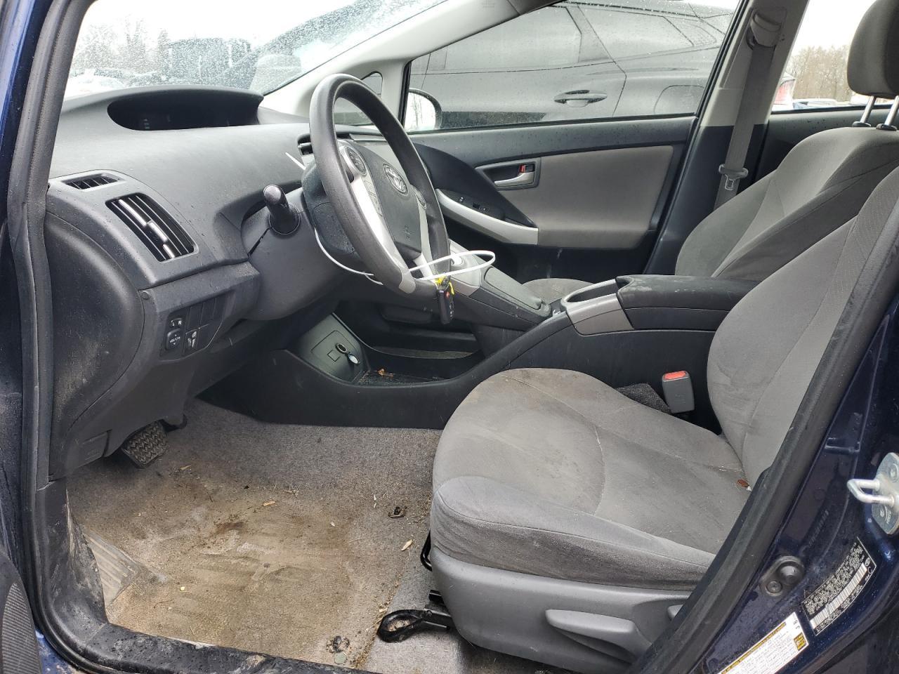 2015 TOYOTA PRIUS - Фото 7