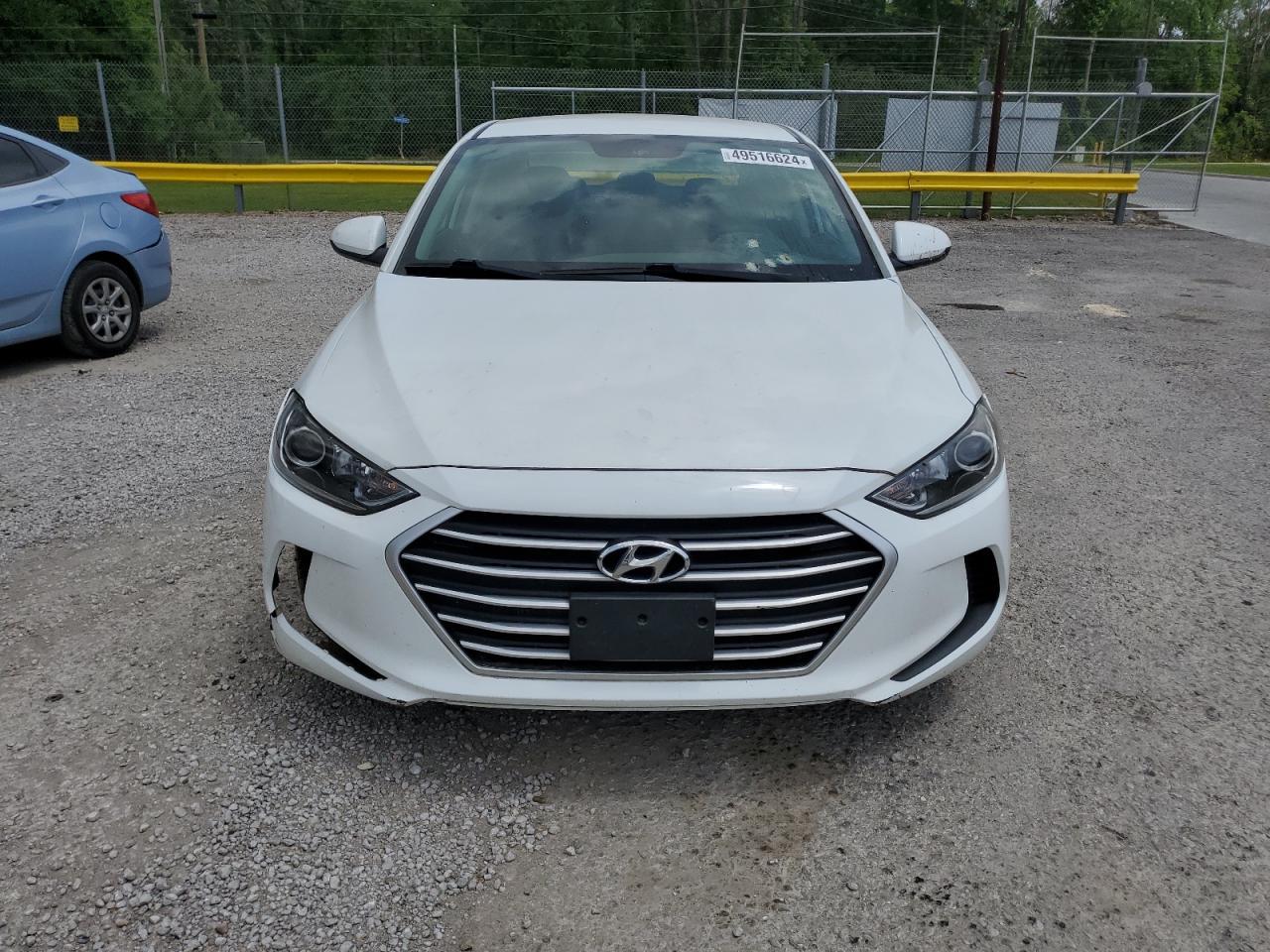 2018 HYUNDAI ELANTRA SE - Image 5