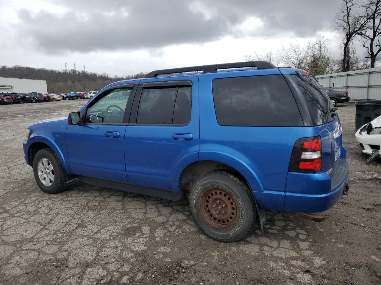 2010 FORD EXPLORER X - Фото 2