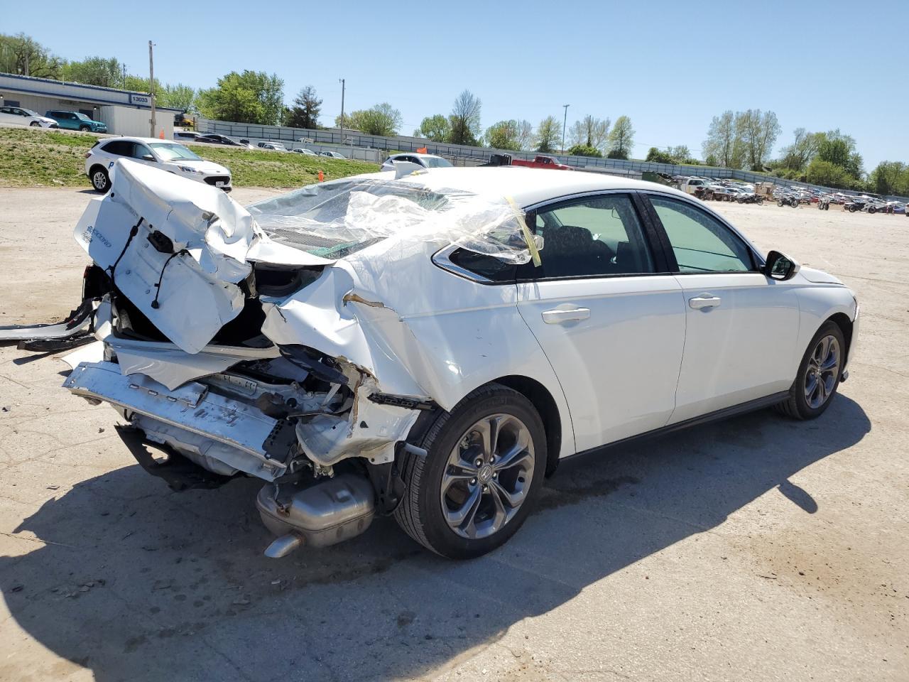 2024 HONDA ACCORD EX - Фото 3