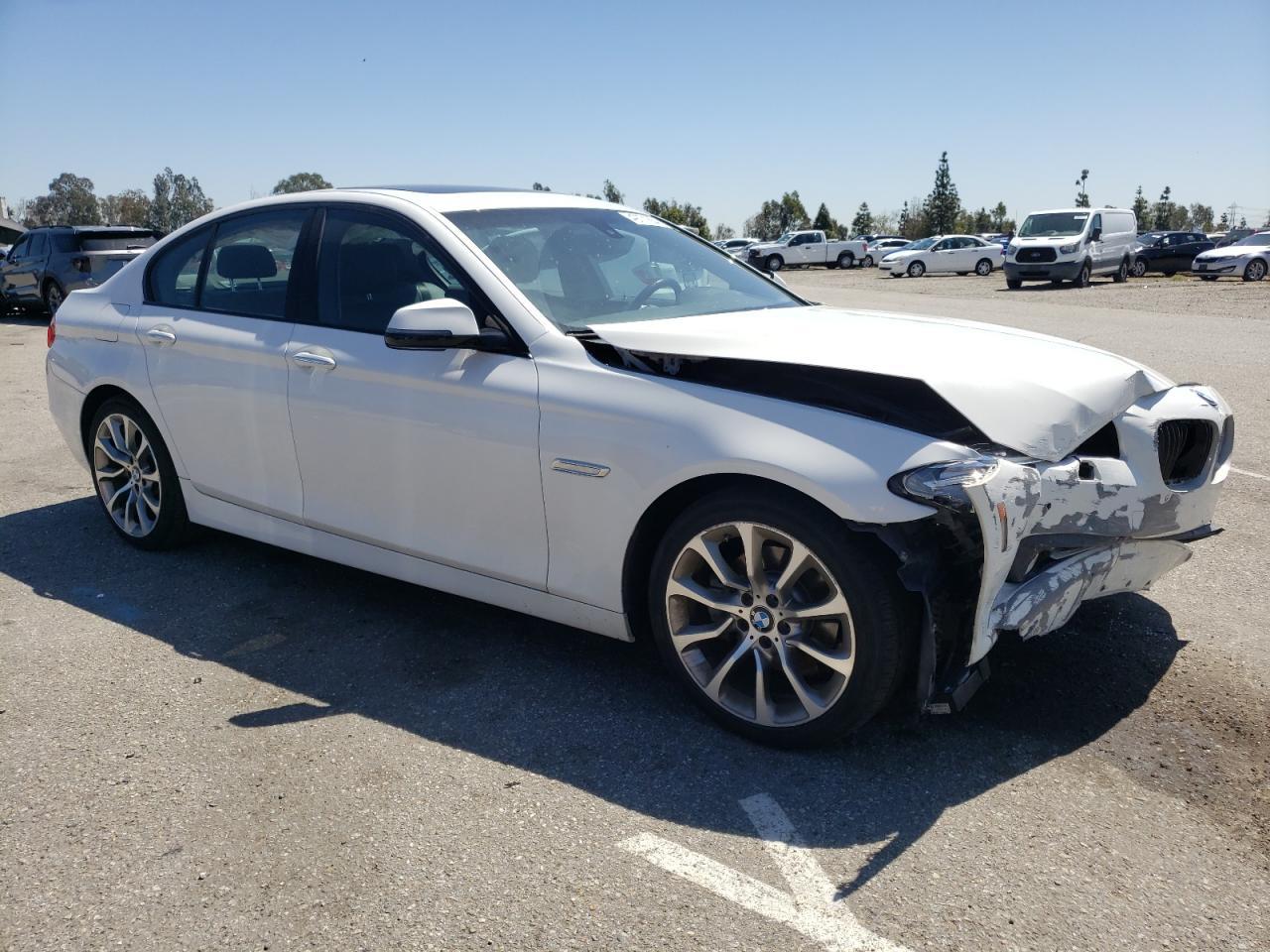 2016 BMW 528 I - Image 4