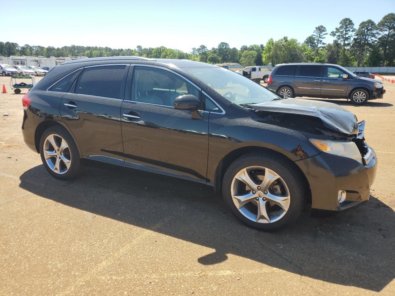 2011 TOYOTA VENZA - Фото 4