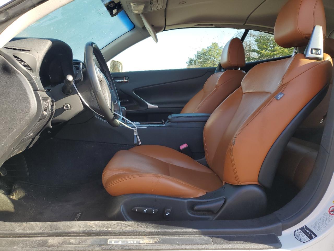 2014 LEXUS IS 250 - Image 7