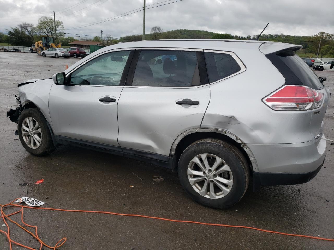 2016 NISSAN ROGUE S - Фото 2