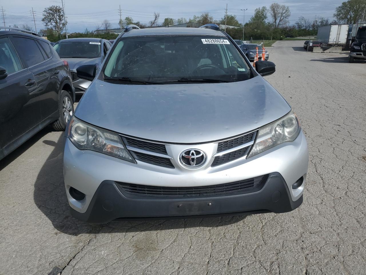 2015 TOYOTA RAV4 LE - Image 5