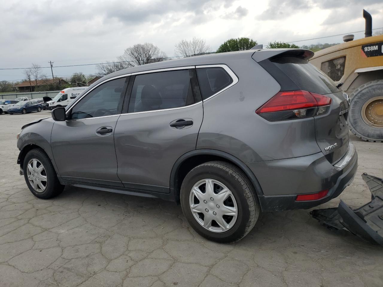 2017 NISSAN ROGUE S - Фото 2
