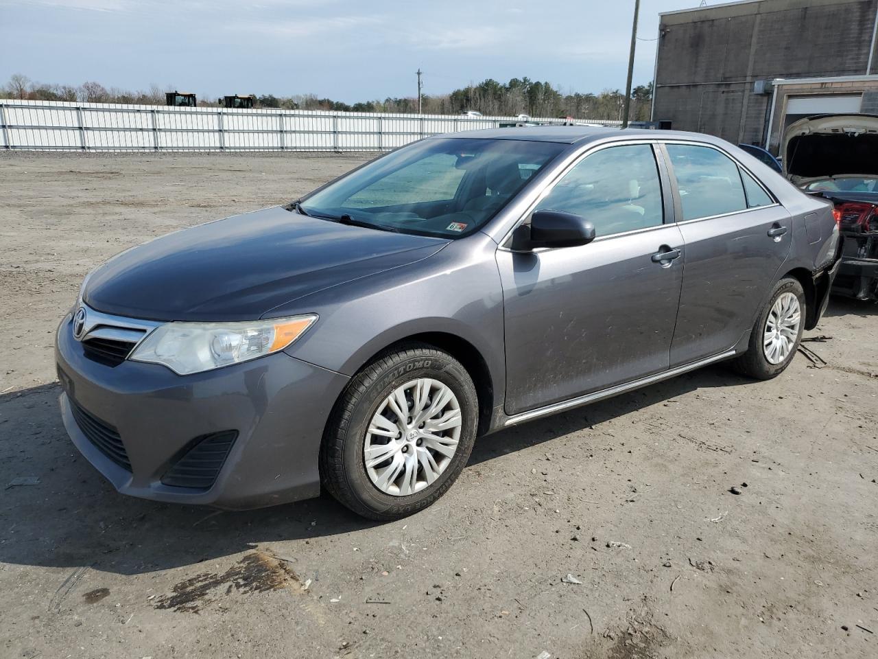 2014 TOYOTA CAMRY L