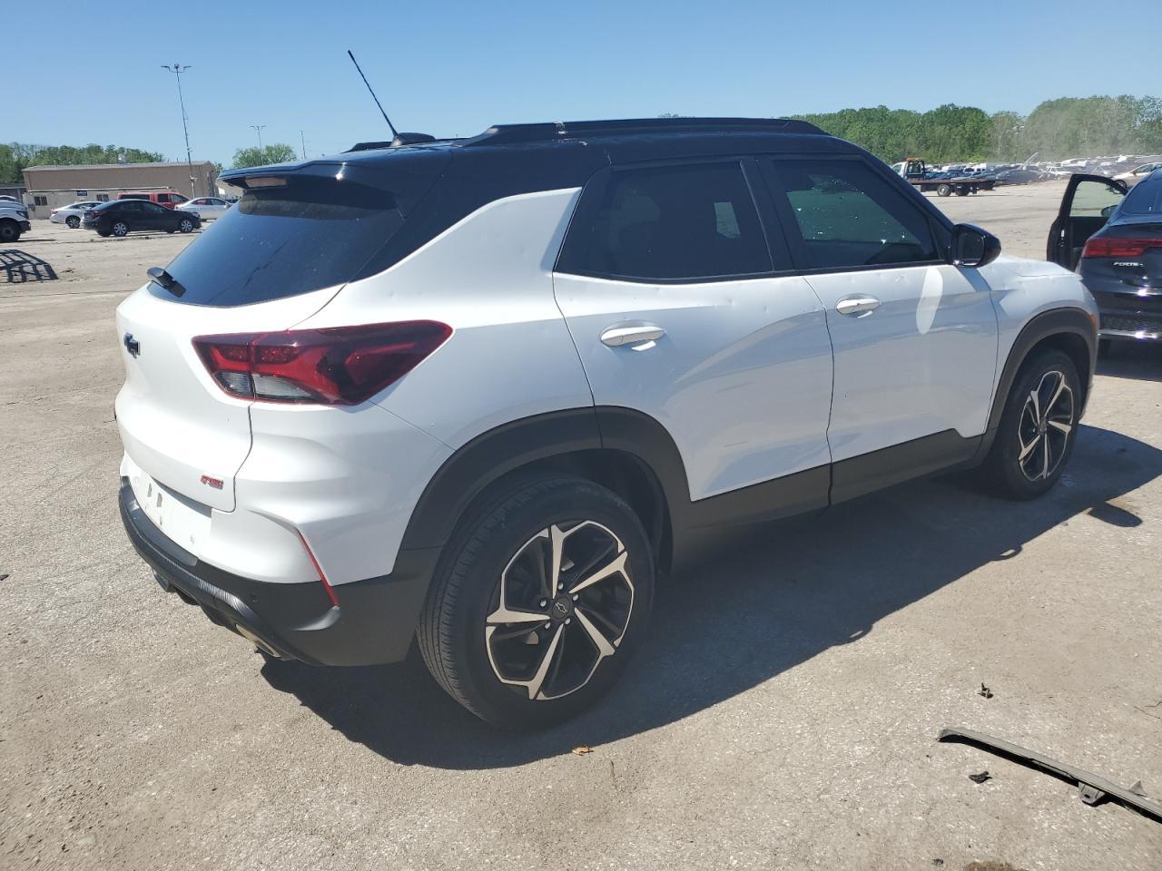 2021 CHEVROLET TRAILBLAZE - Image 3