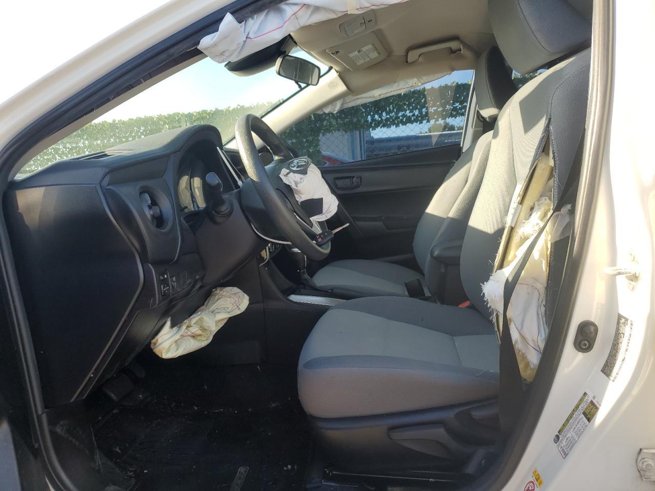 2018 TOYOTA COROLLA L - Image 7
