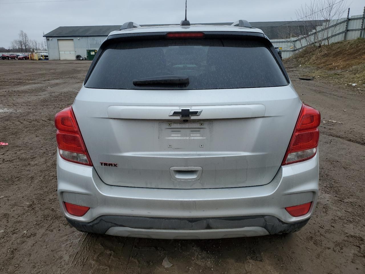 2018 CHEVROLET TRAX 1LT - Image 6