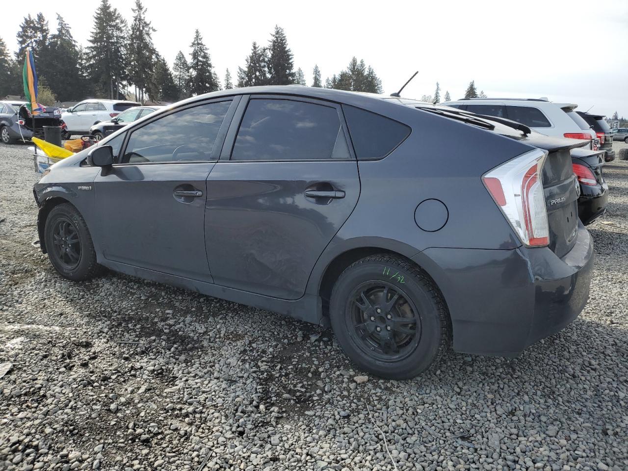 2013 TOYOTA PRIUS - Image 2