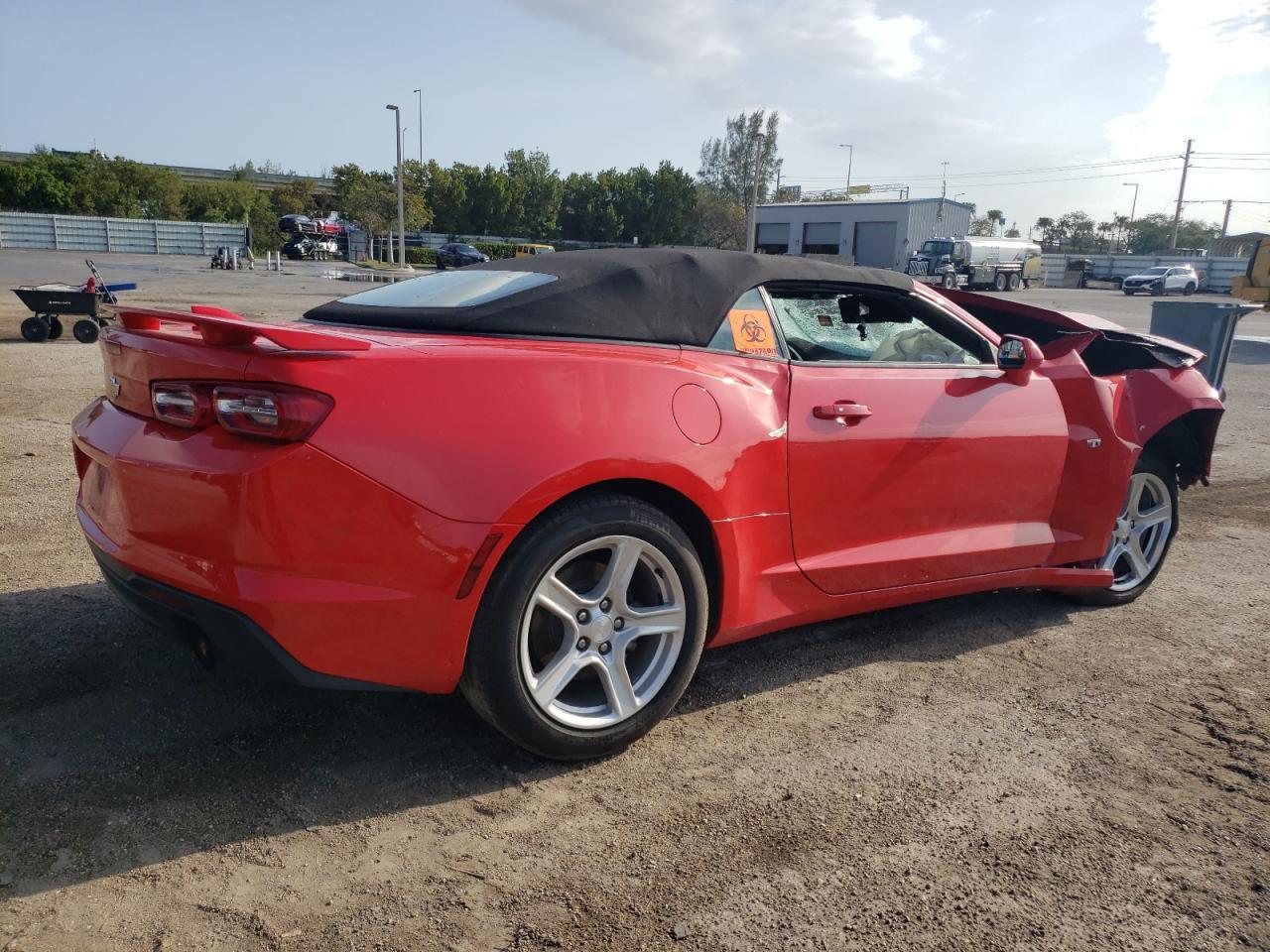 2019 CHEVROLET CAMARO LS - Image 3