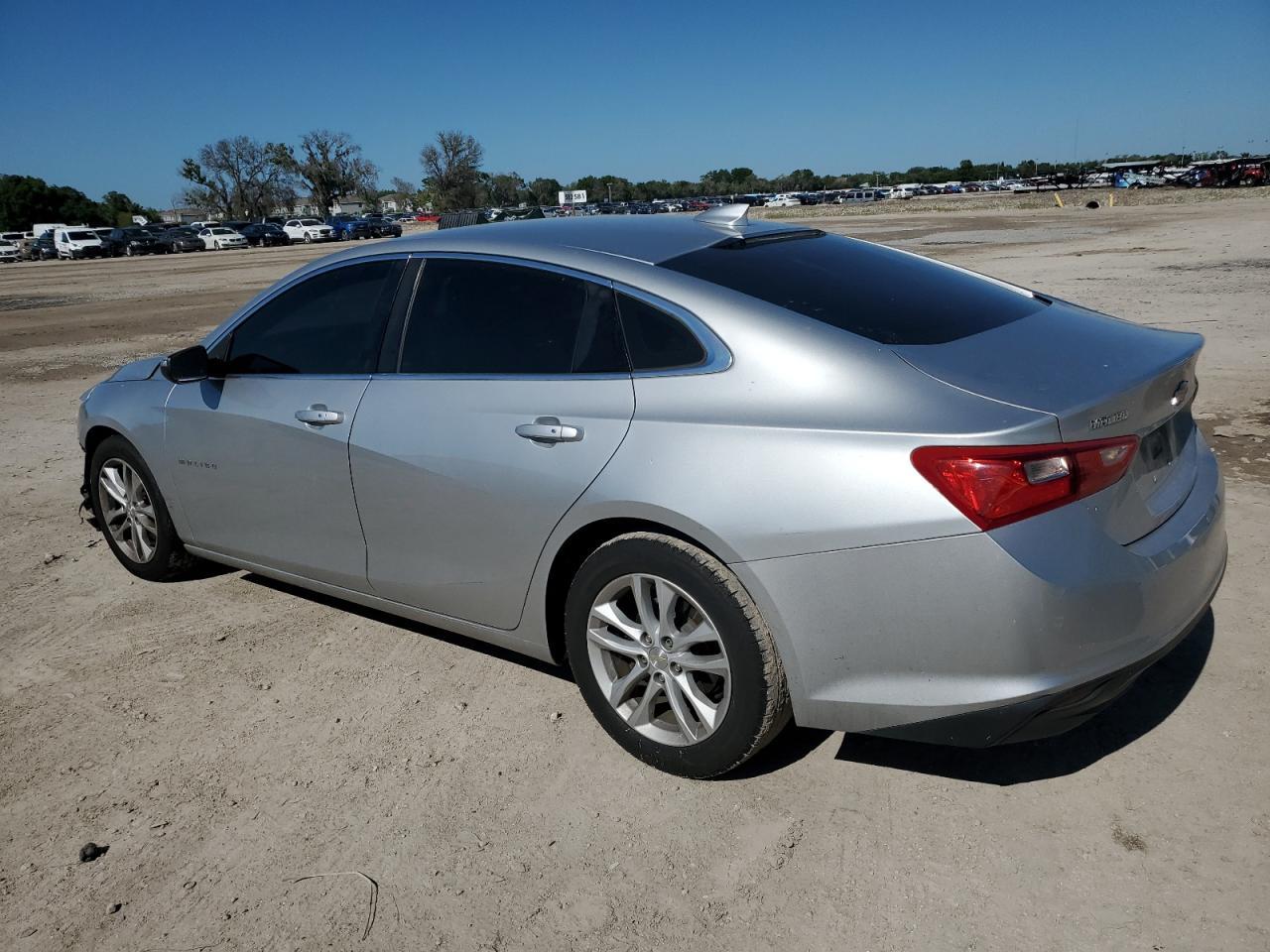 2017 CHEVROLET MALIBU LT - Image 2