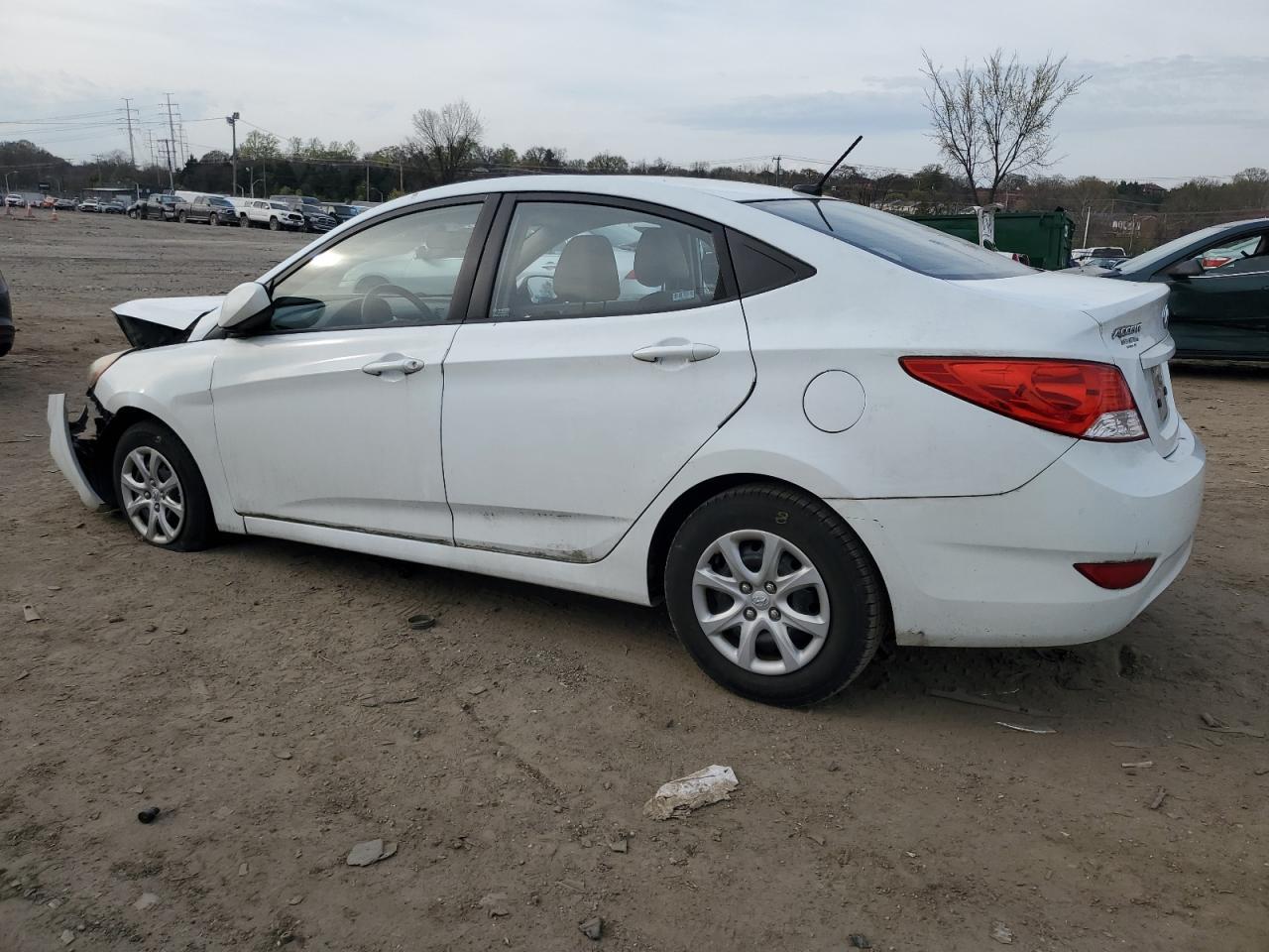 2012 HYUNDAI ACCENT GLS - Фото 2
