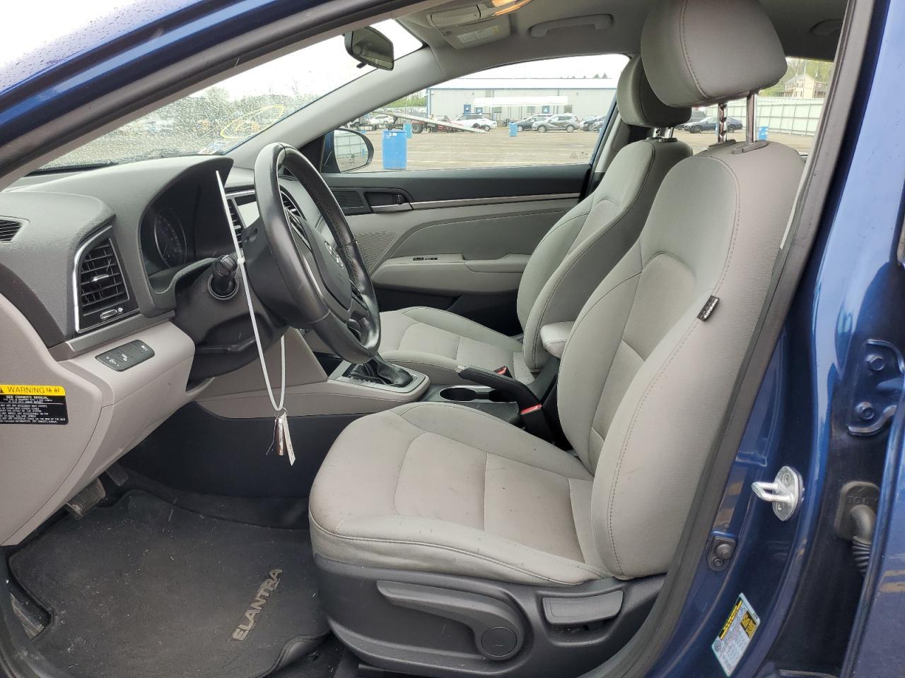 2017 HYUNDAI ELANTRA SE - Image 7