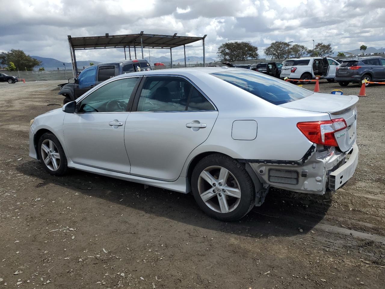 2013 TOYOTA CAMRY L - Image 2