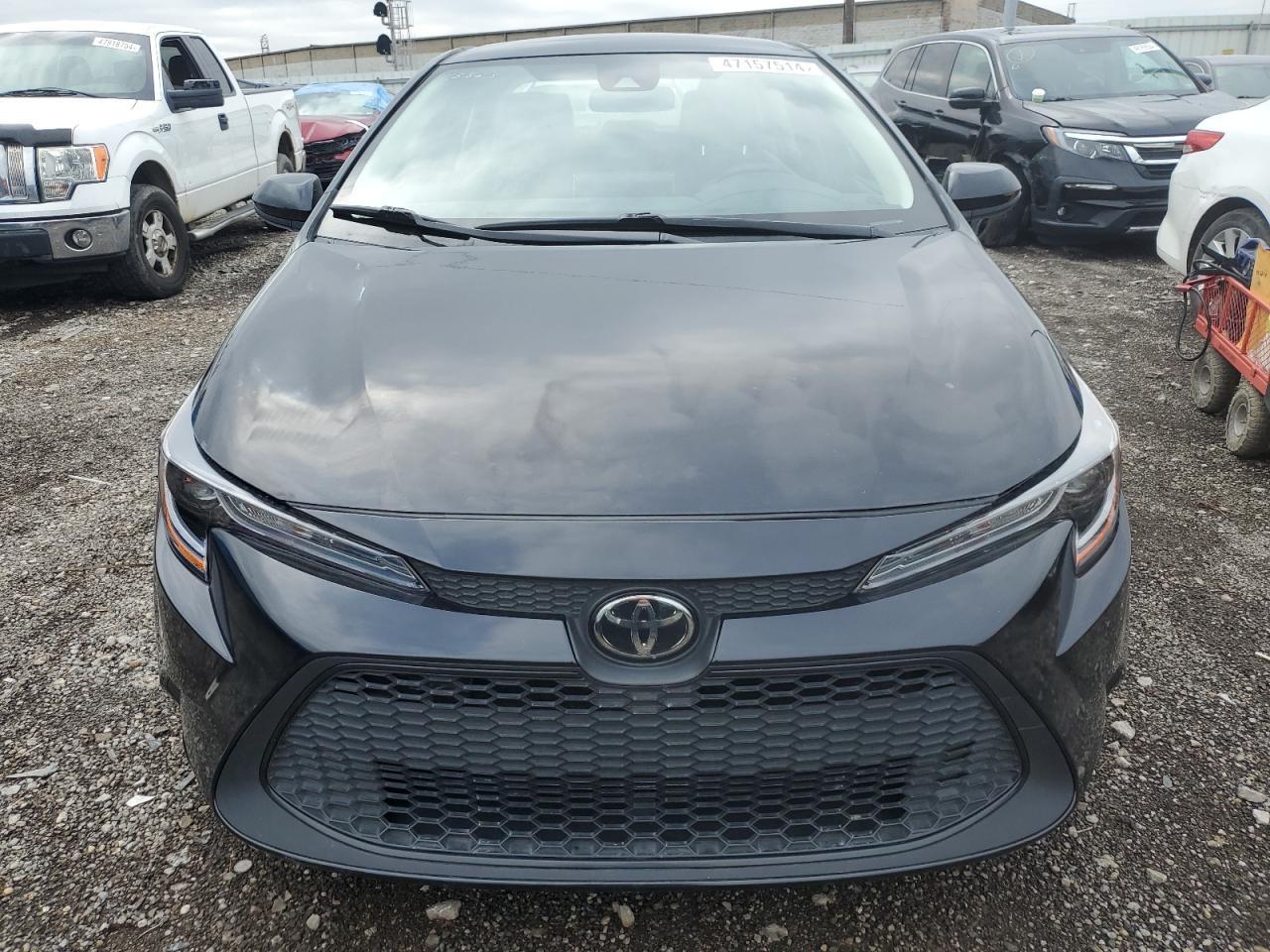 2021 TOYOTA COROLLA LE - Фото 5