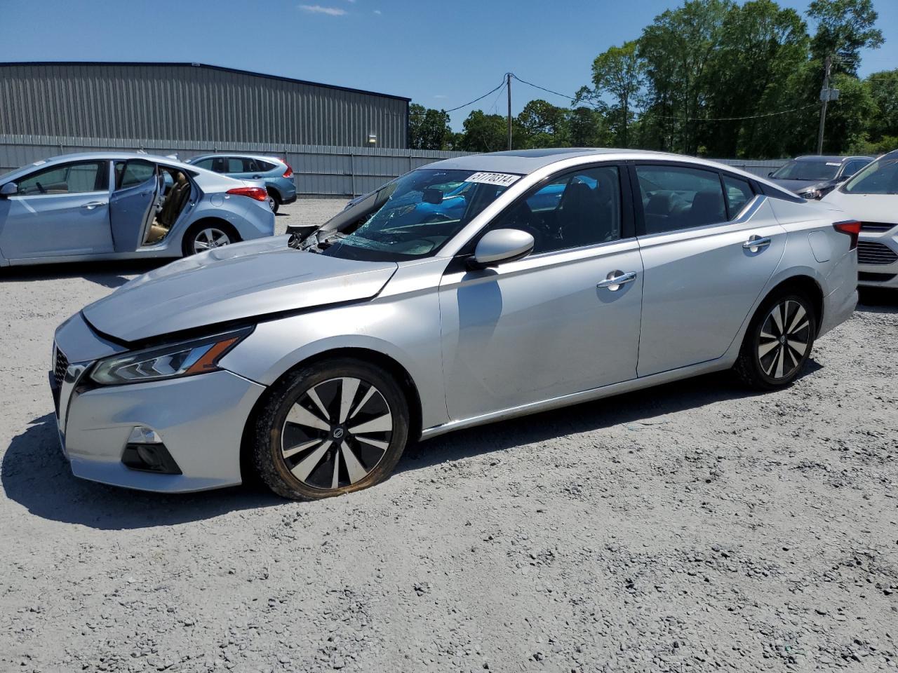 2019 NISSAN ALTIMA SL car image