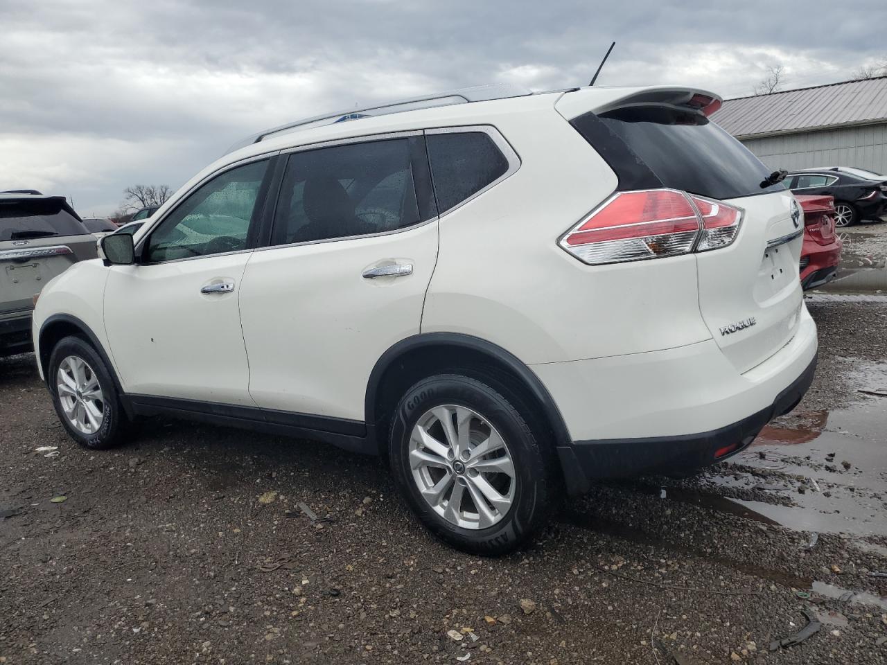 2016 NISSAN ROGUE S - Image 2