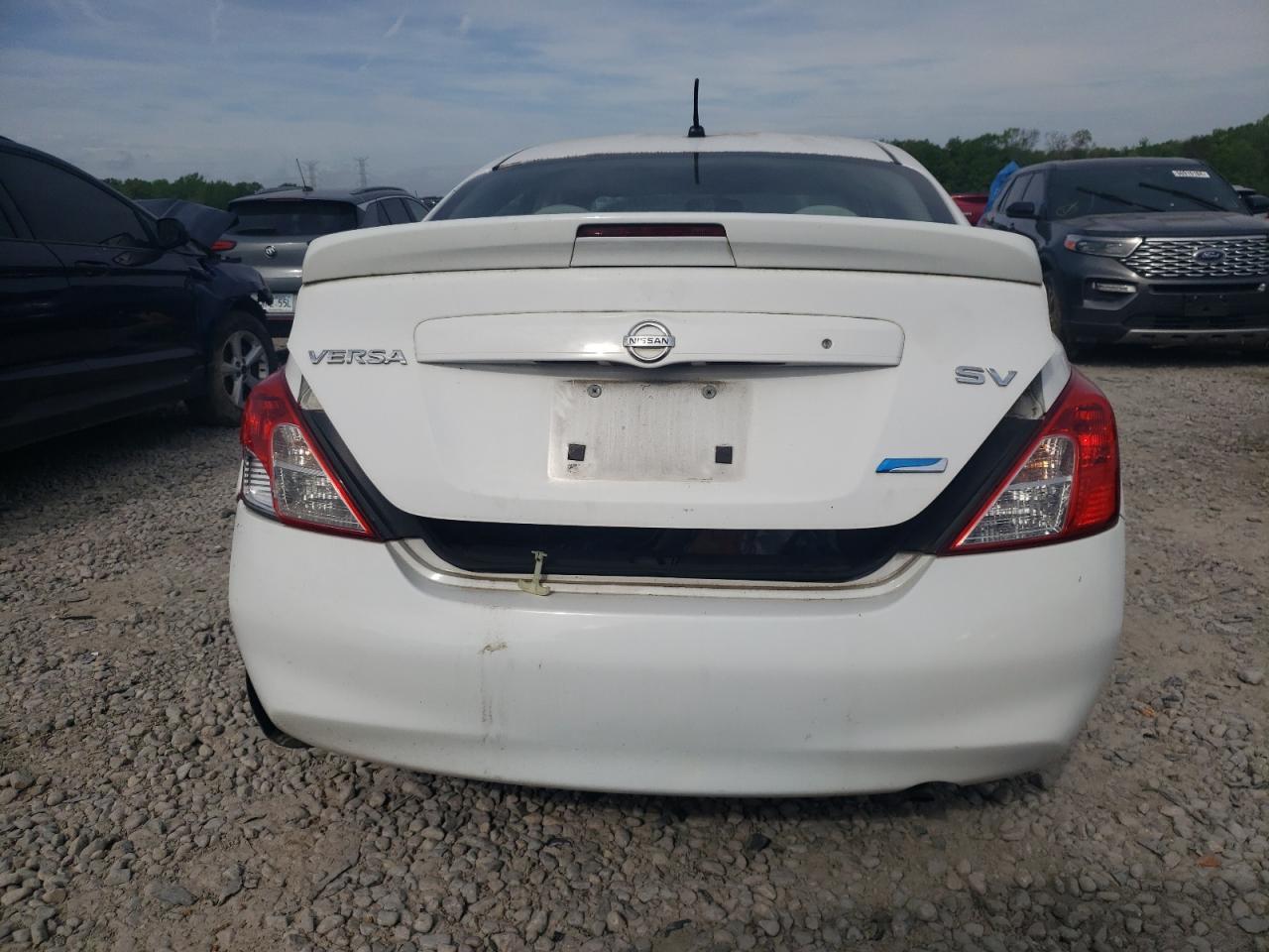 2014 NISSAN VERSA S - Фото 6