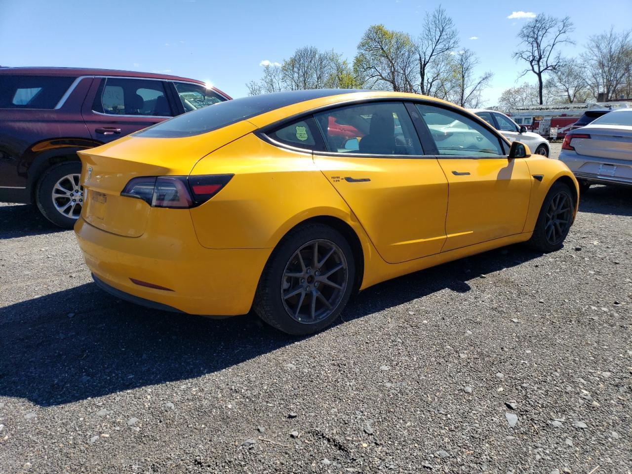 2021 TESLA MODEL 3 - Фото 3