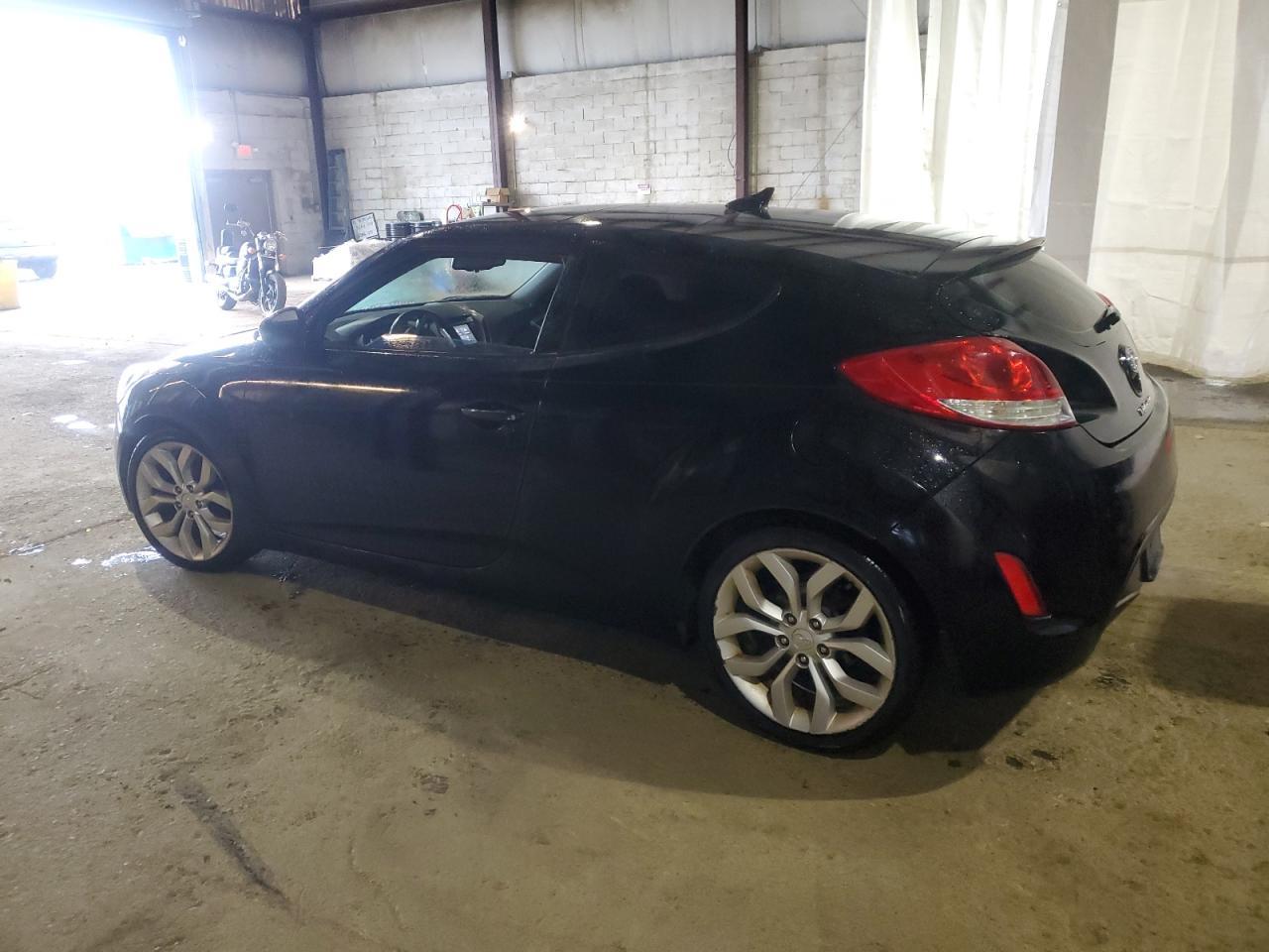2013 HYUNDAI VELOSTER - Фото 2