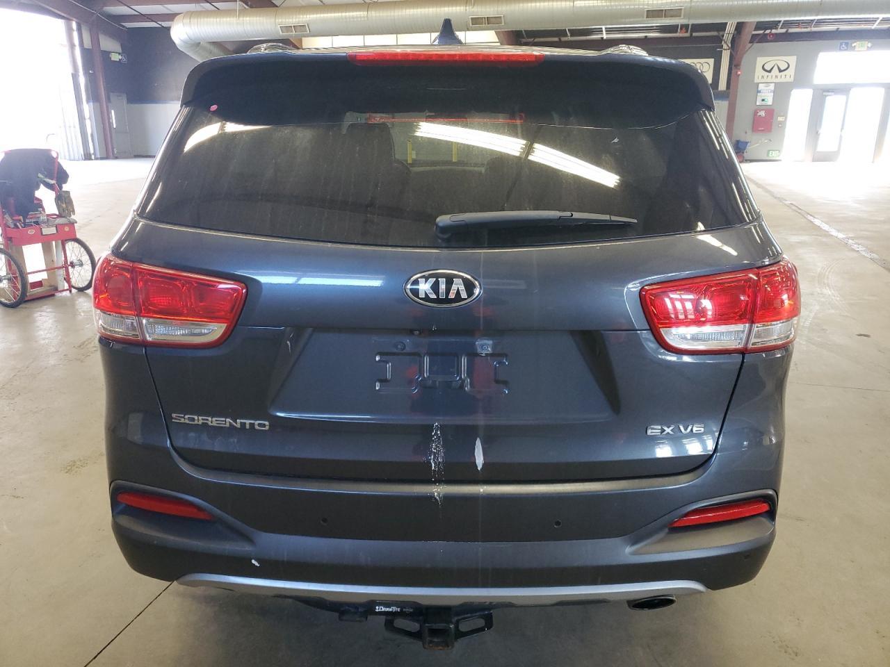2016 KIA SORENTO EX - Image 6