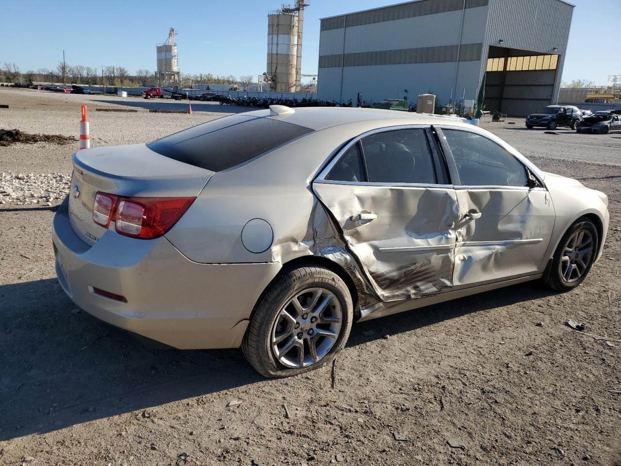 2015 CHEVROLET MALIBU 1LT - Фото 3