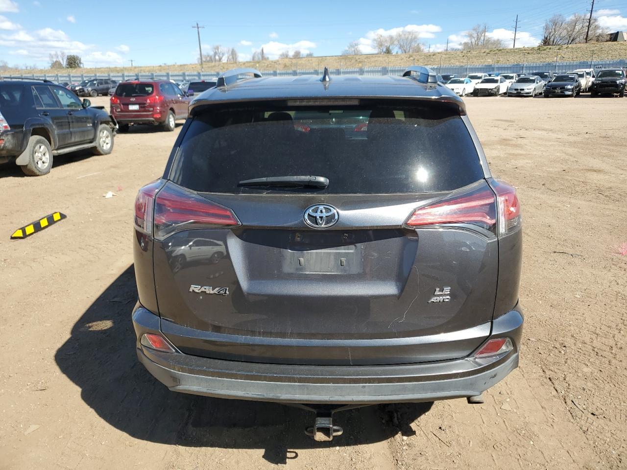 2016 TOYOTA RAV4 LE - Фото 6