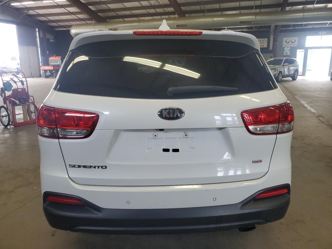 2016 KIA SORENTO LX - Image 6