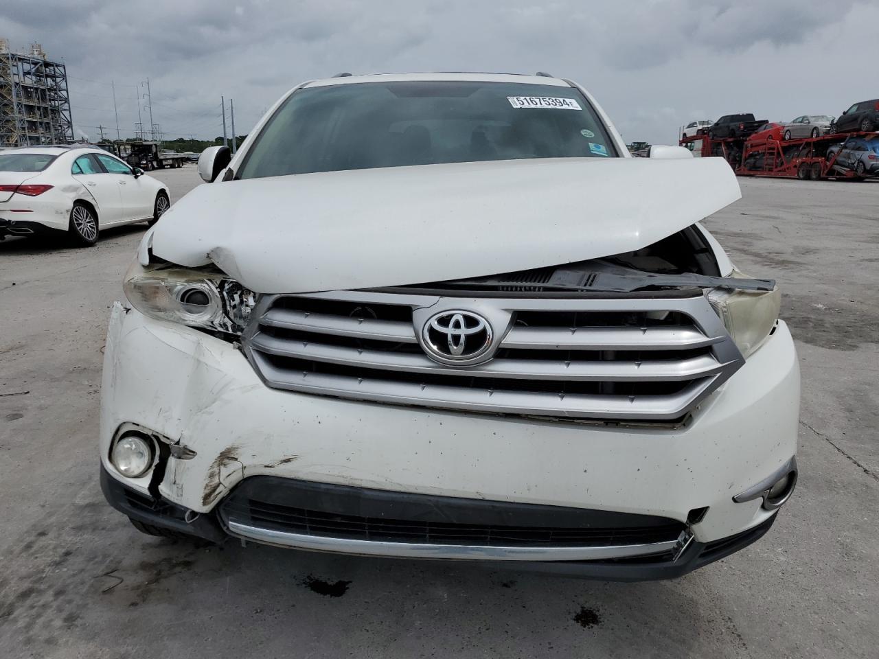 2011 TOYOTA HIGHLANDER - Фото 5