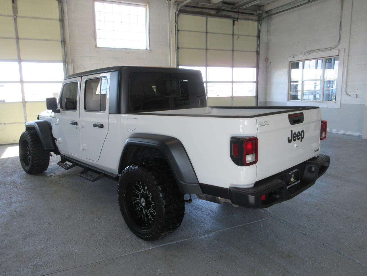 2020 JEEP GLADIATOR - Image 4