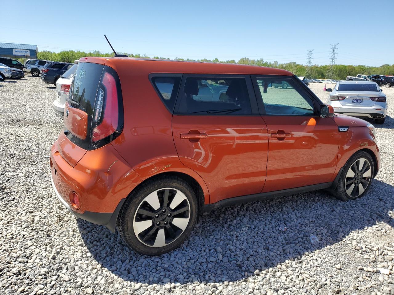 2019 KIA SOUL + - Image 3