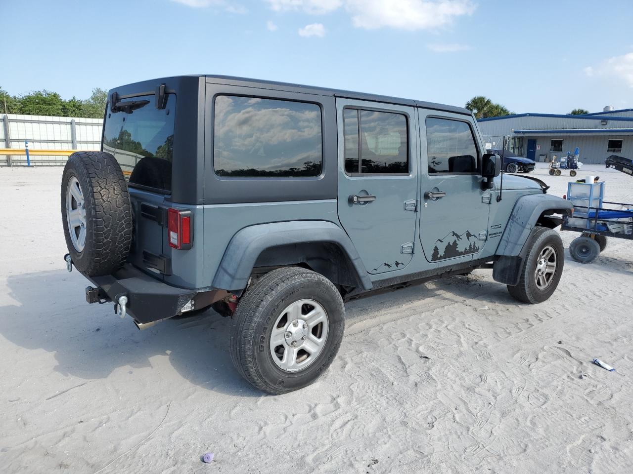 2014 JEEP WRANGLER U - Image 3