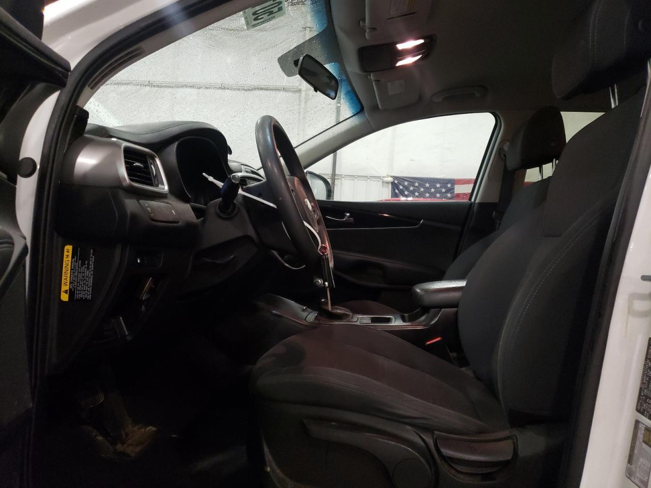 2017 KIA SORENTO LX - Фото 7