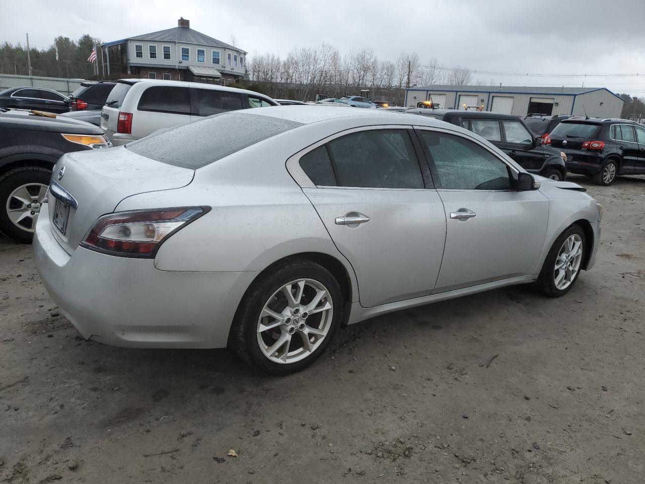 2013 NISSAN MAXIMA S - Фото 3