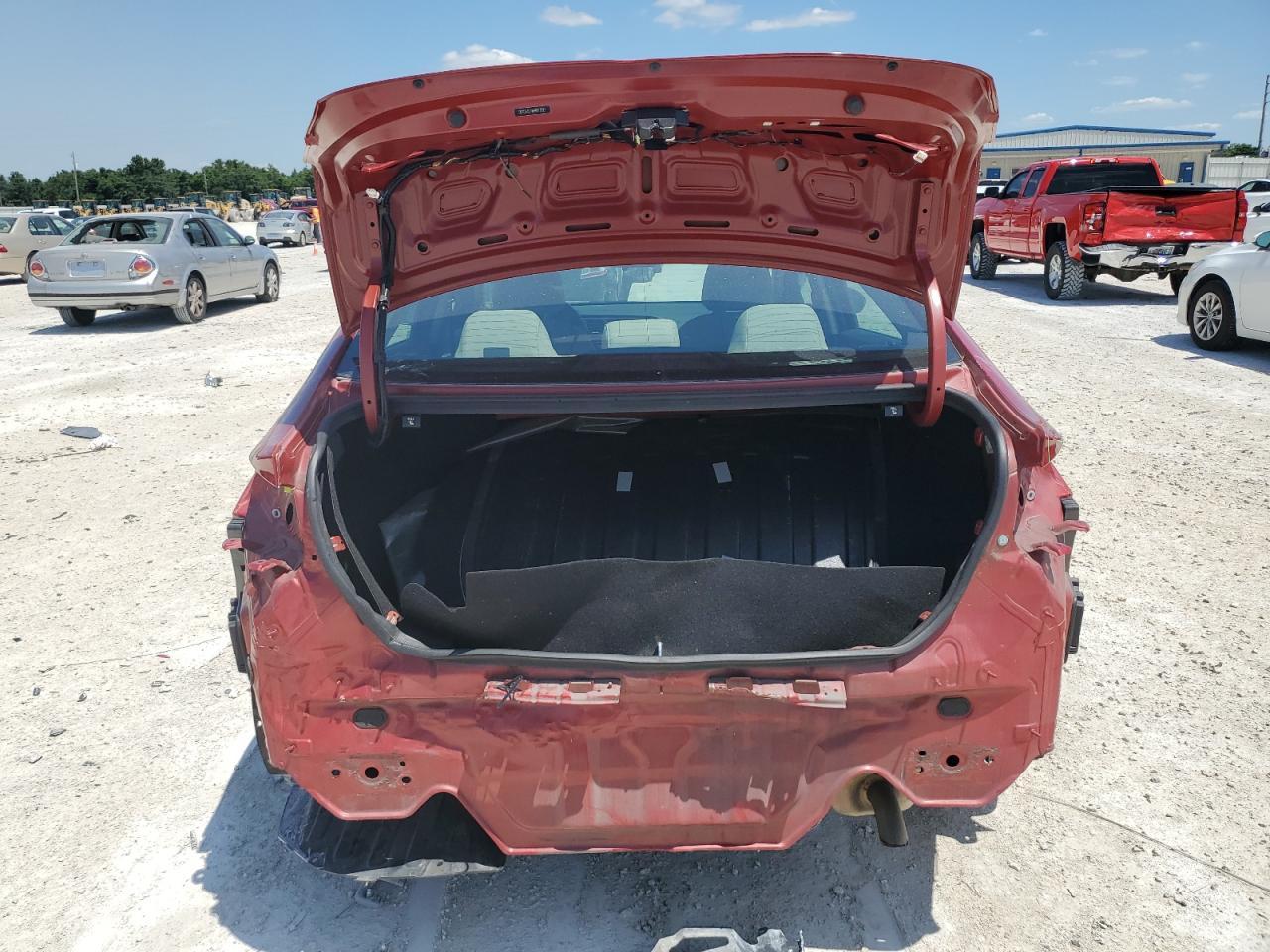 2017 HYUNDAI ELANTRA SE - Image 6