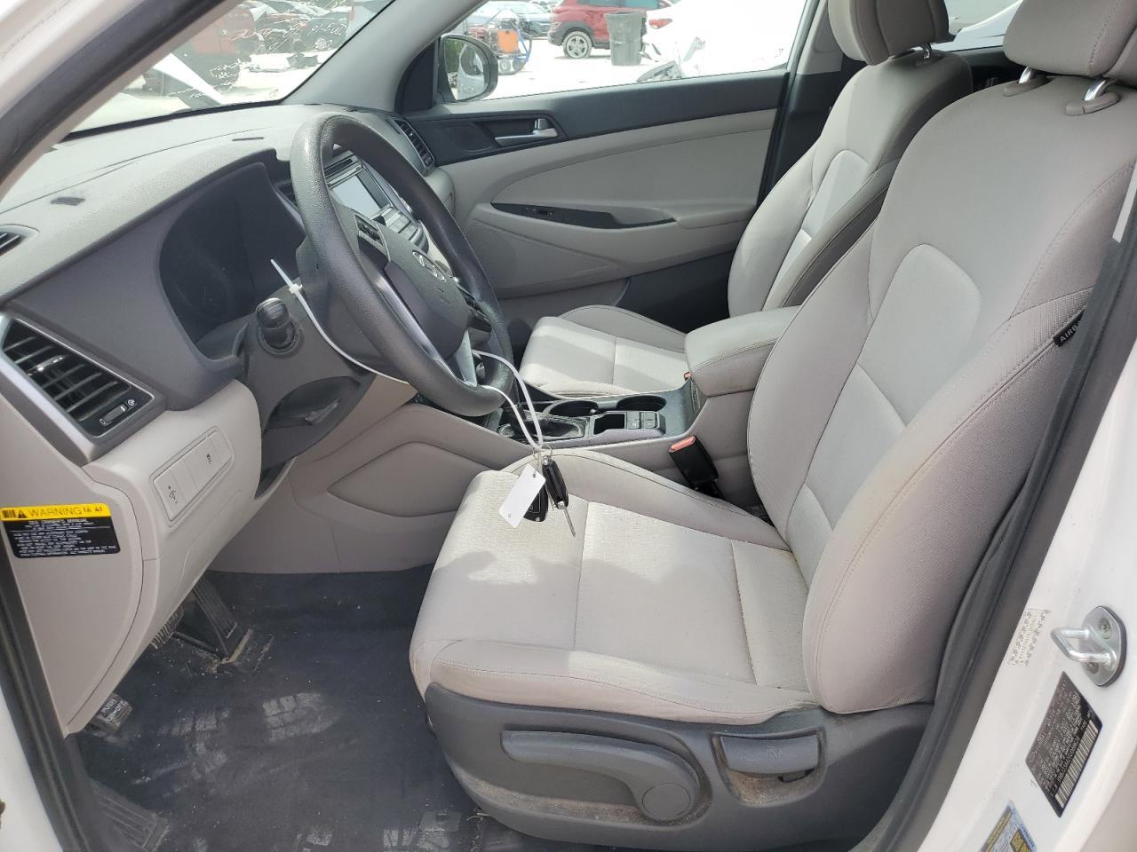 2016 HYUNDAI TUCSON SE - Фото 7