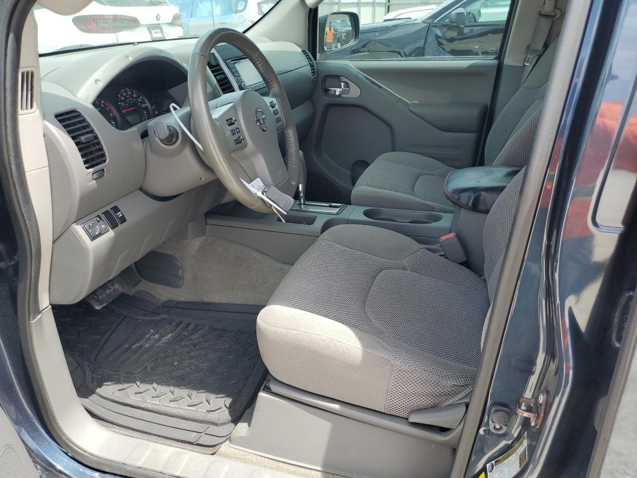 2016 NISSAN FRONTIER S - Фото 7