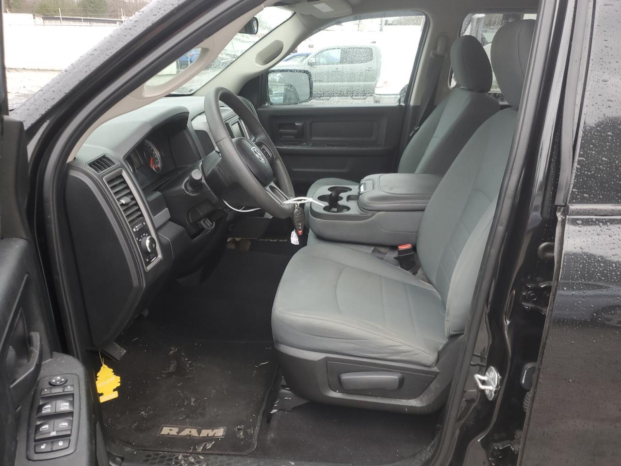 2018 RAM 1500 ST - Image 7