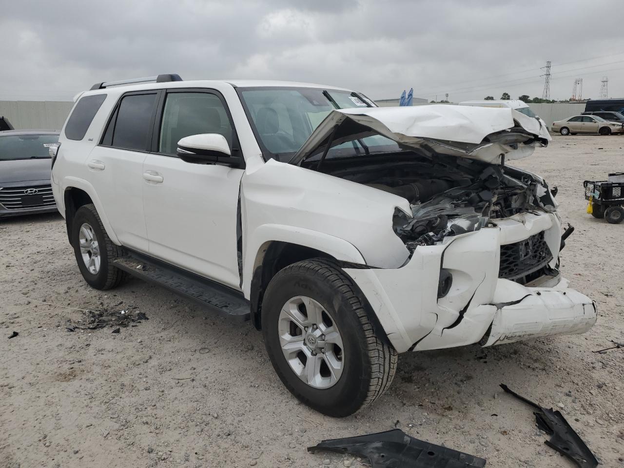 2020 TOYOTA 4RUNNER SR - Фото 4