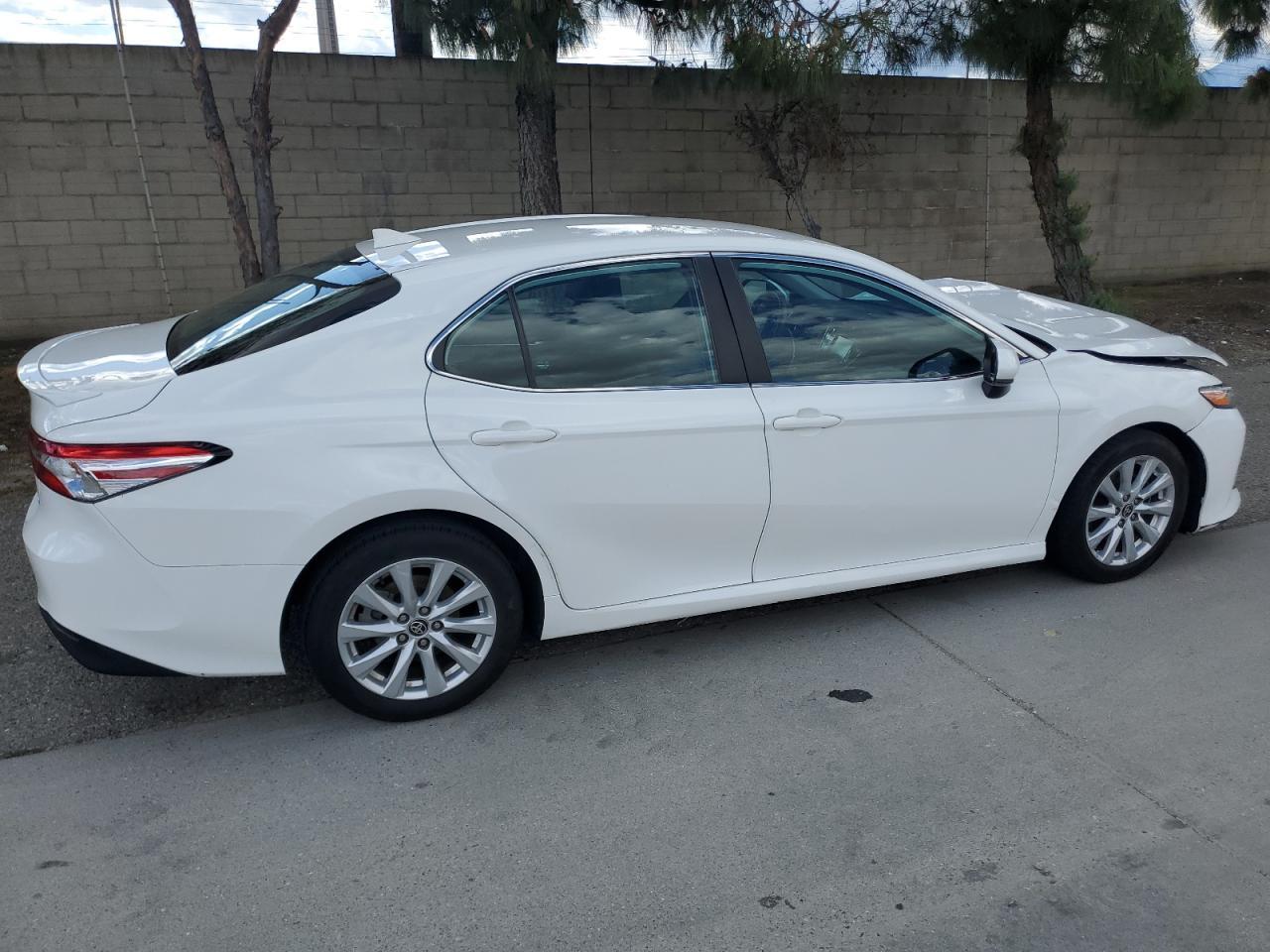 2020 TOYOTA CAMRY LE