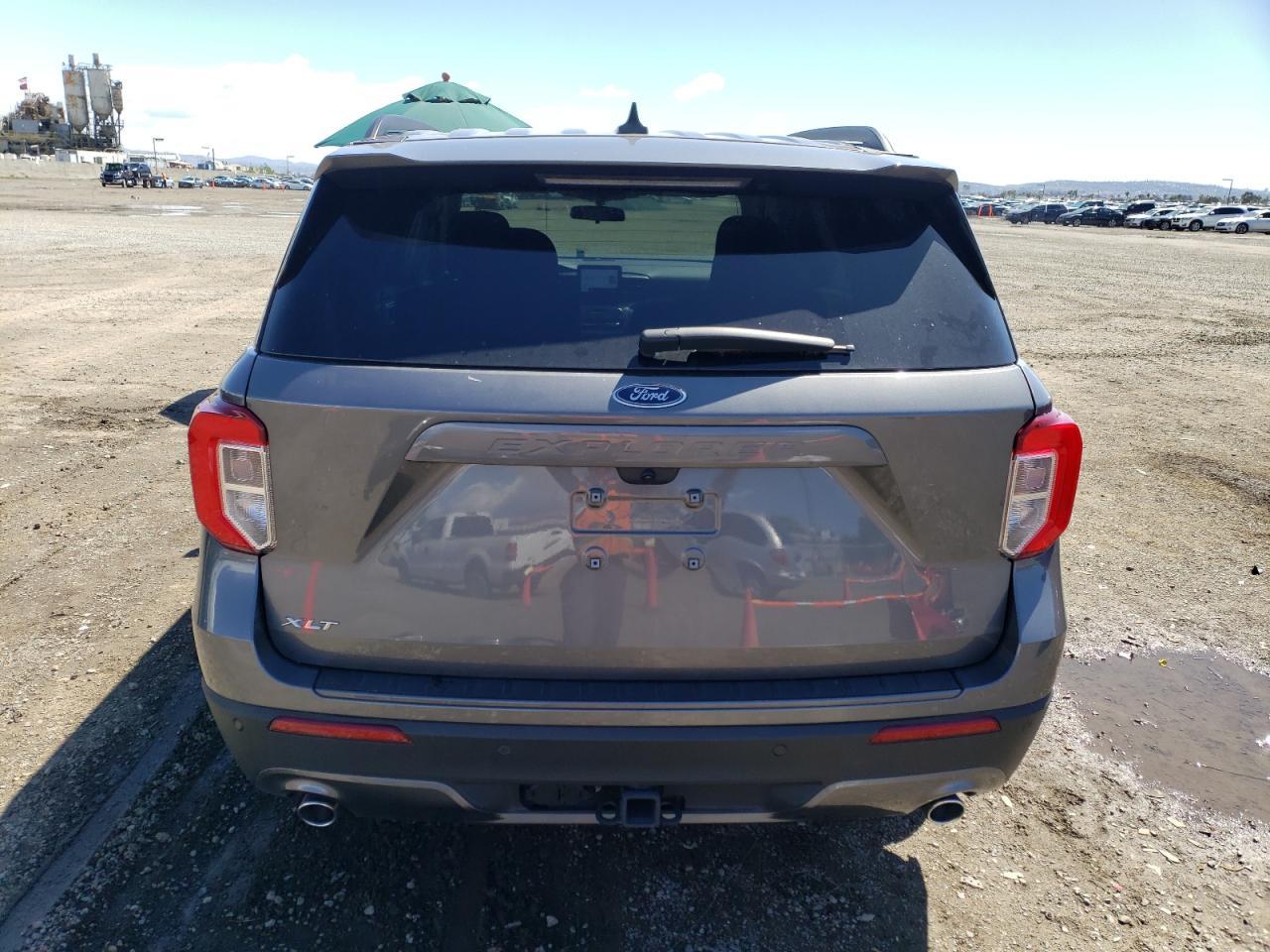 2023 FORD EXPLORER X - Image 6