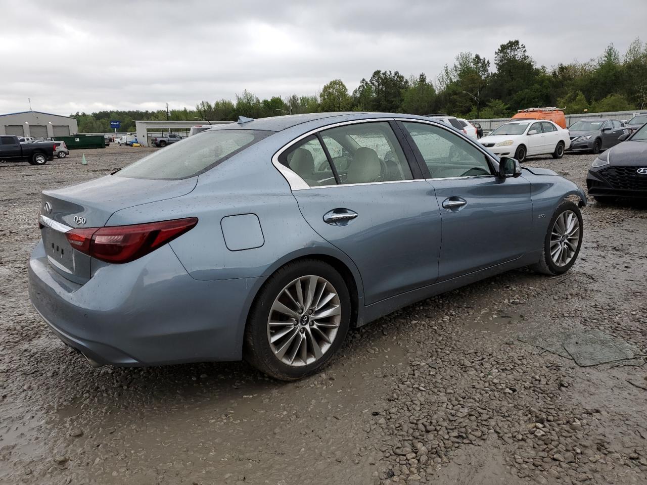 2018 INFINITI Q50 LUXE - Фото 3