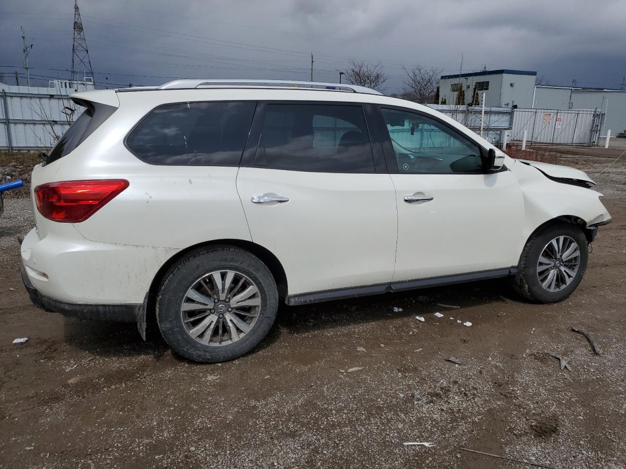2017 NISSAN PATHFINDER - Image 3