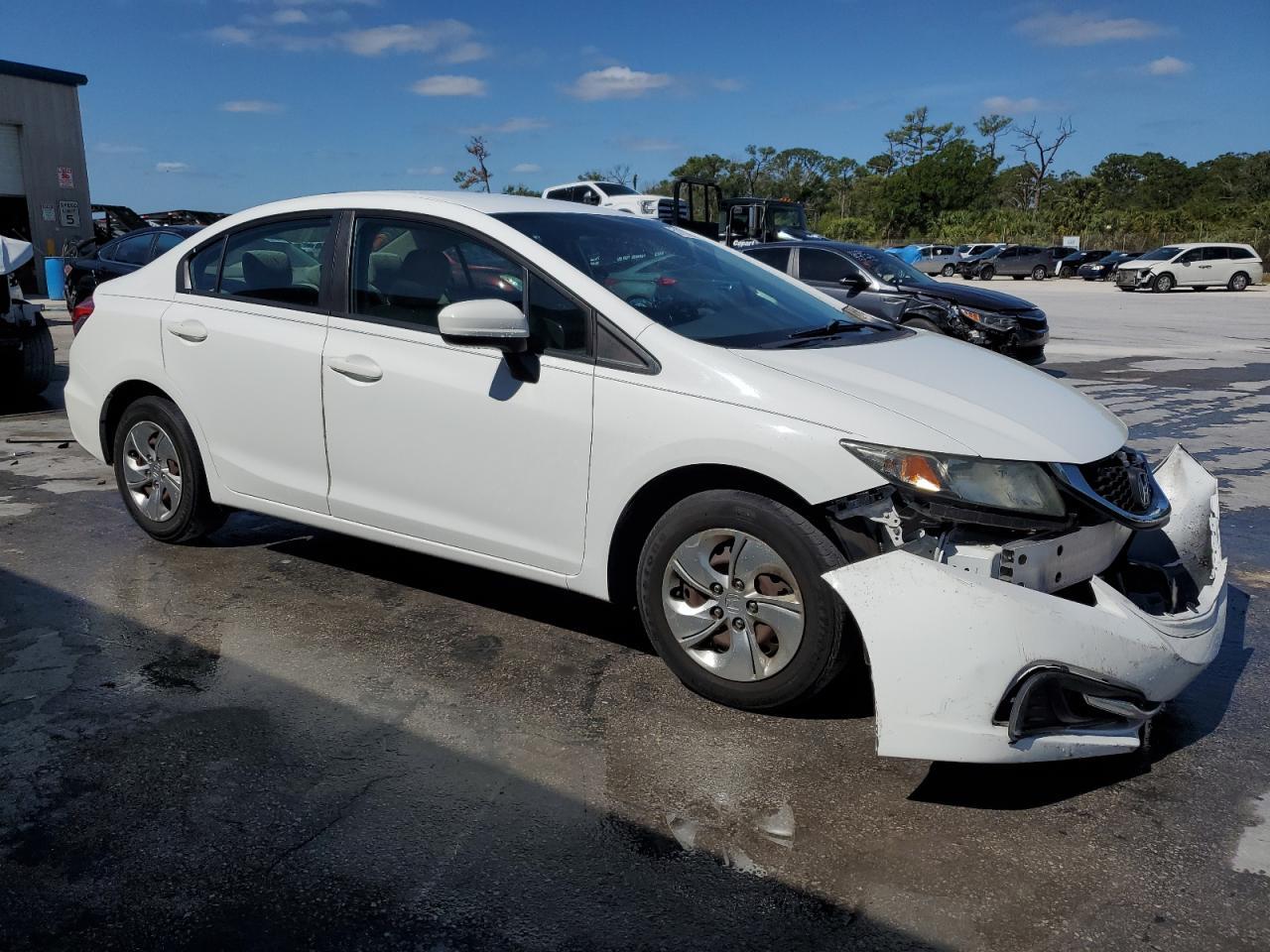 2015 HONDA CIVIC LX - Фото 4