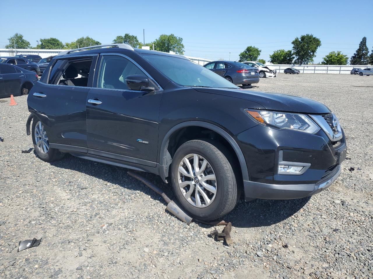 2017 NISSAN ROGUE SV H - Image 4