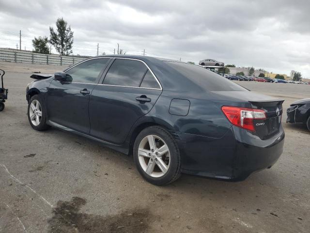 2014 Toyota Camry L - Фото 2